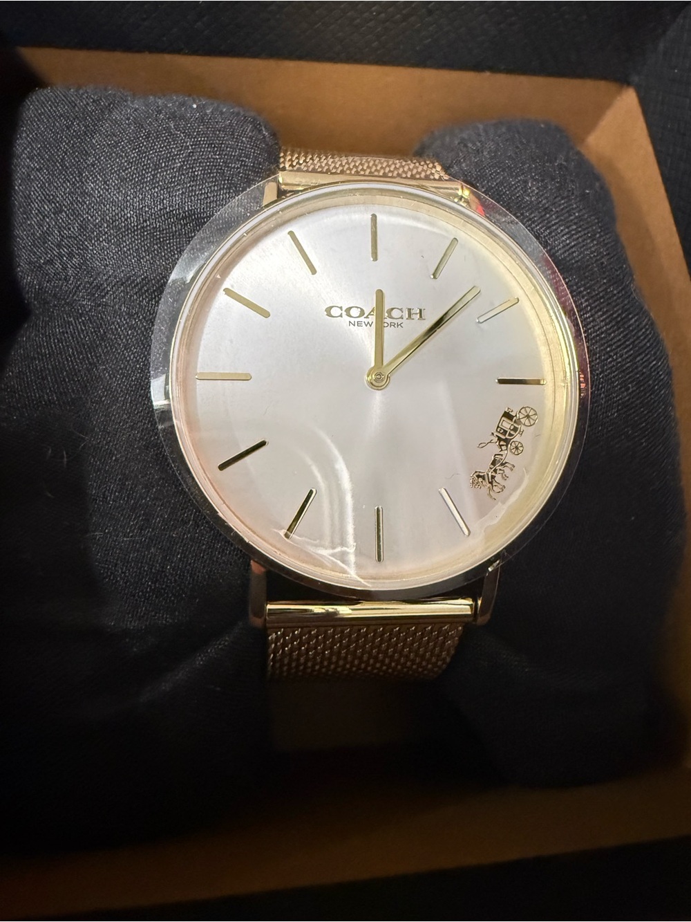 Coach Gold-Tone watch new in box - Picture 7 of 9